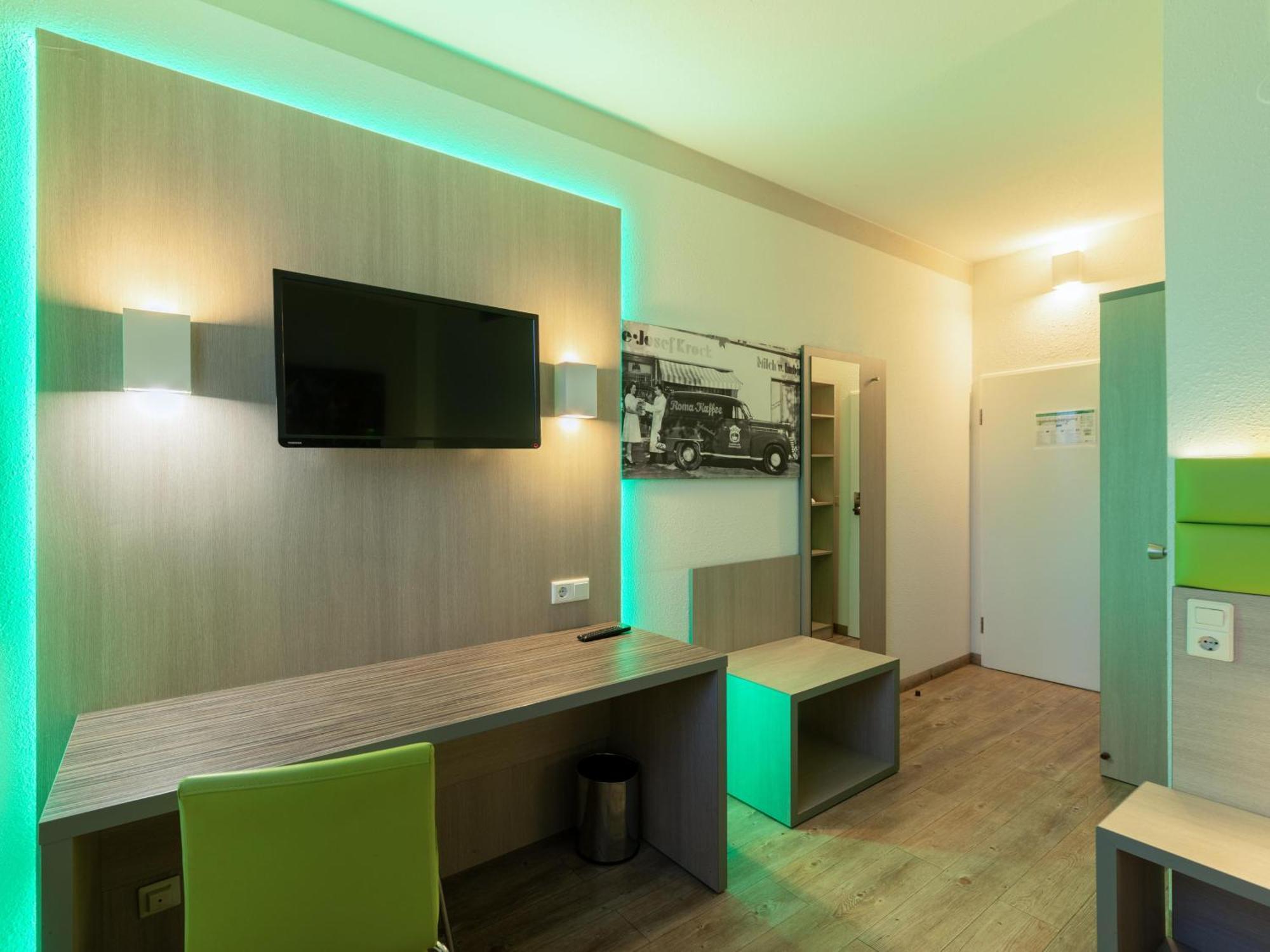 B&B Hotel Bochum Hbf-Nord Exteriör bild